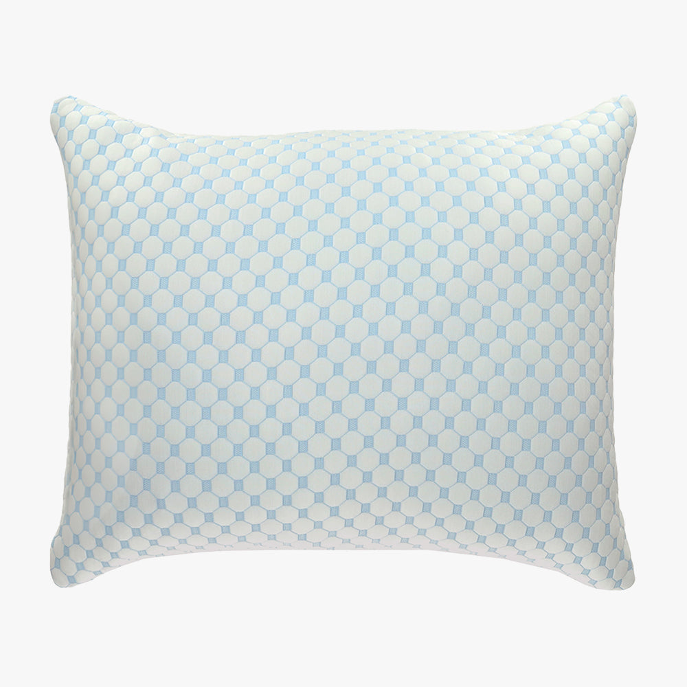 CloudComfort hoofdkussen met blauw-wit honingraatpatroon op een witte achtergrond